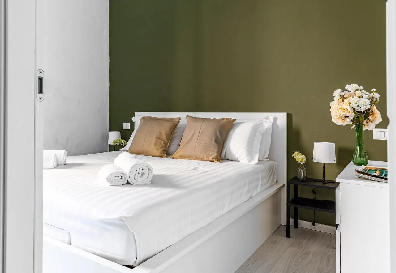 アパート ミラノJoivy Cosy 1-Bed Flat In Navigliアパートメント
